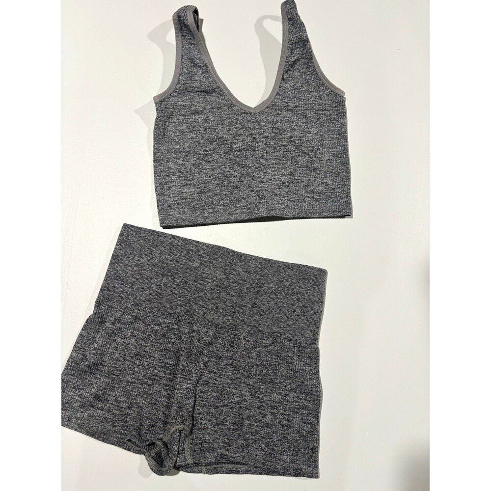 Colsie 2-Piece Seamless Knit Ribbed Stretch Bra & Shorts Set Gray Women M